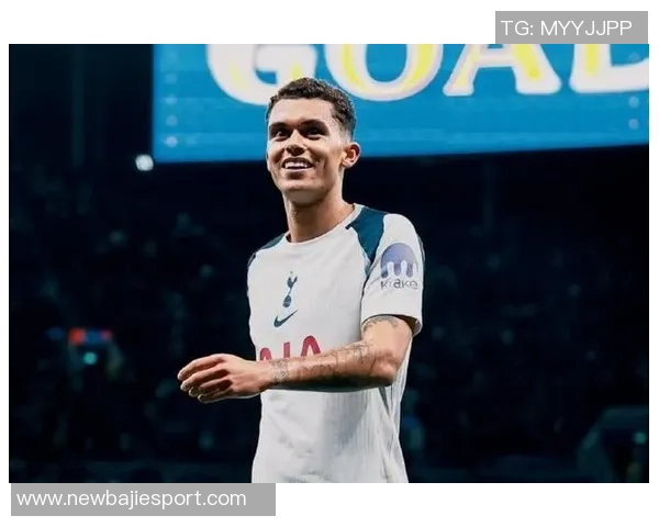 电讯报称水晶宫冬窗欲引热刺边锋布伦南约翰逊补强锋线